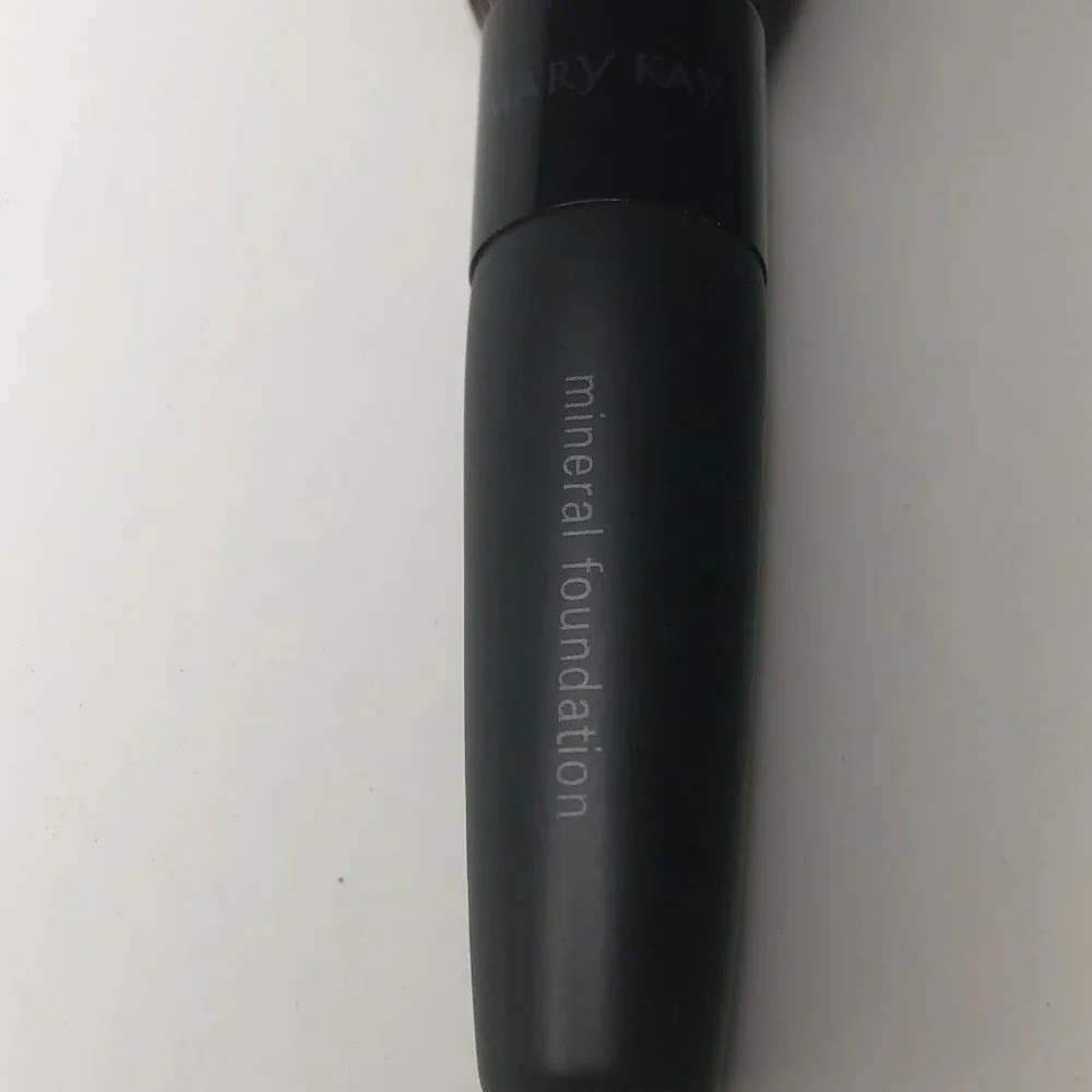 Mary Kay small make up brush
